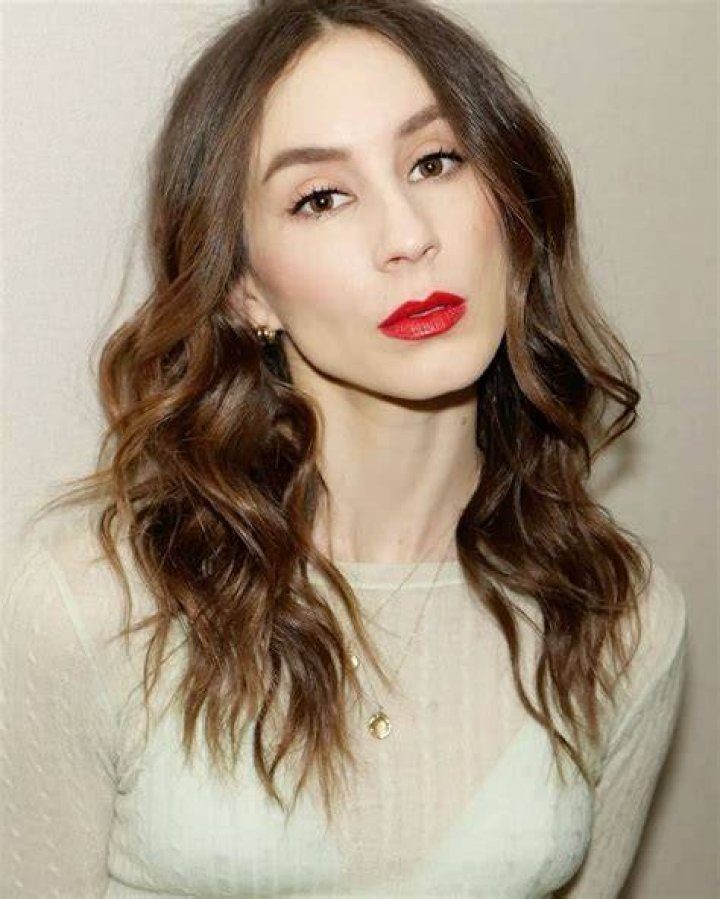 1743 best Troian Bellisario images on Pinterest Pretty litte liars