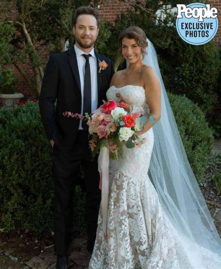 Actor Jeremy Sumpter Marries Elizabeth Treadway See the Photos