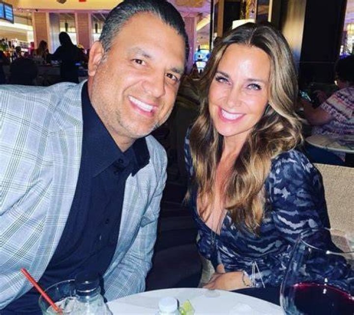 Anthony Becht Wife DeeAnn Becht Is A Real Estate Agent