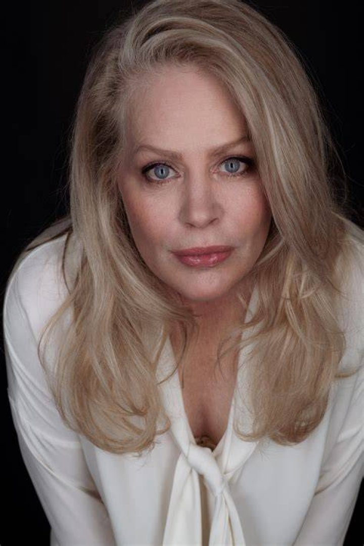 Beverly D'Angelo Net Worth, Wealth, and Annual Salary 2 Rich 2 Famous