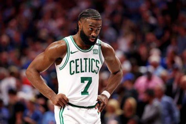 Celtics Jaylen Brown Is Dating R&B Singer H.E.R. Page 2 of 8