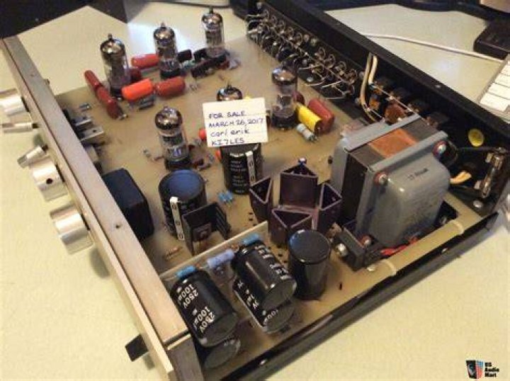 Conrad Johnson PV2 tube preamp Photo 2277356 UK Audio Mart