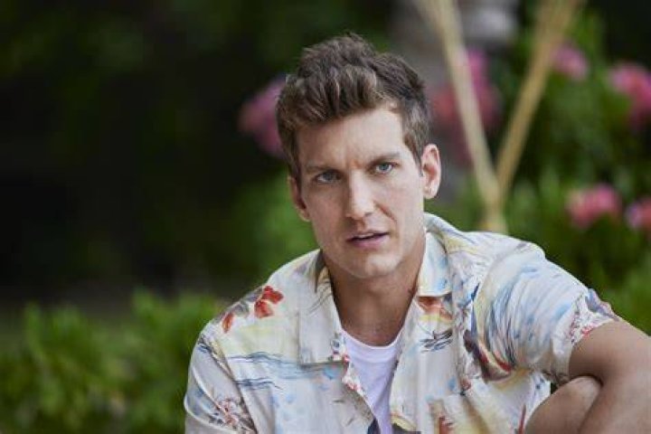 Crazy ExGirlfriend Scott Michael Foster Interview