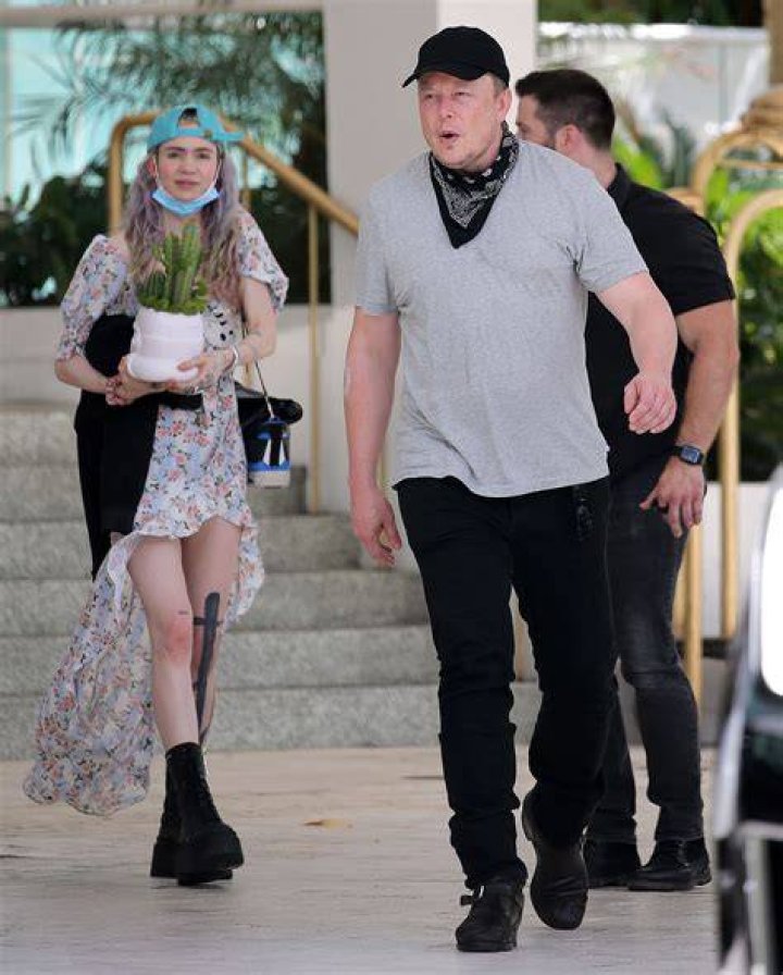 Did Grimes and Elon Musk Just Invent The New &lsquo;Conscious Uncoupling