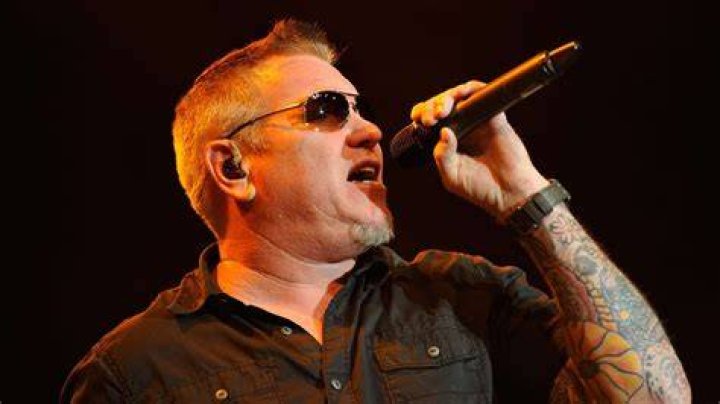 Did Smash Mouth Break Up?
