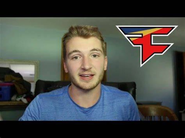 Faze Swan Face