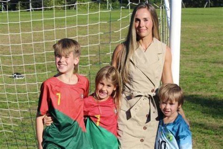Former USWNT player Heather Mitts on Rose Lavelle 'She's a rock star'