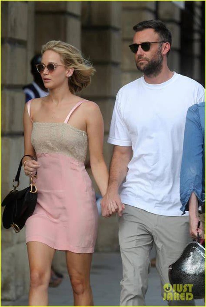 Jennifer Lawrence Engaged to Cooke Maroney