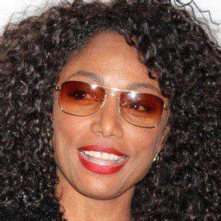 Karyn White Age, Bio, Birthday, Family, Net Worth National Today
