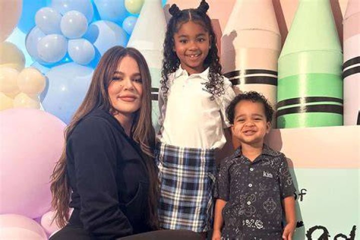 Khlo&eacute; Kardashian's Daughter True Looks So Grown Up in Sweet Pics Parade