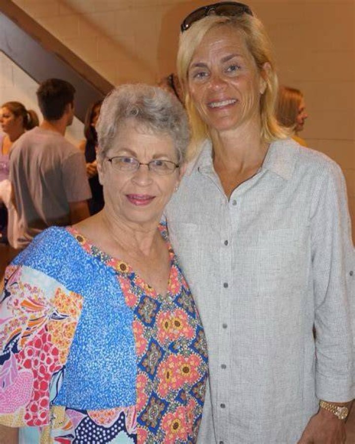 Kim Mulkey Parents Mother Les And Father Dru Mulkey Sister