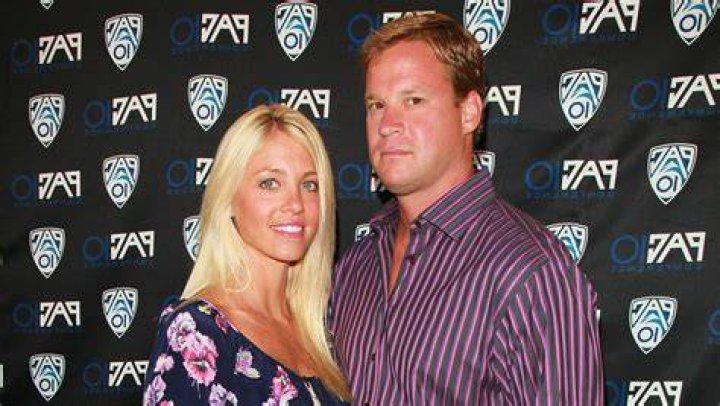 Layla Kiffin Wiki, Age (Lane Kiffin’s Ex-Wife) Biography, Family, Facts 3 Layla Kiffin with husband Lane Kiffin and daughters Pressley Kiffin & Landry Kiffin