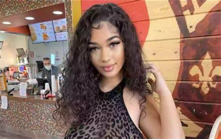 Lexi2legit Net Worth Modeling, Social Media, and Controversies