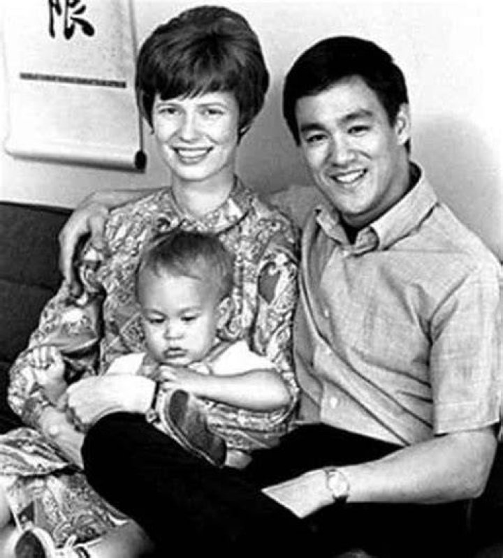 Linda Lee Cadwell Age, Net Worth, Husband, Family and Biography
