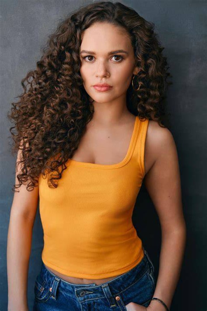 Madison Pettis Biography (Age, Height, Boyfriend & More) mrDustBin