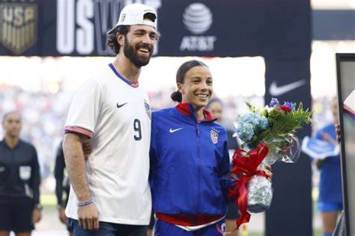 Mallory Swanson plays hero again as USWNT defeats Japan SBI Soccer