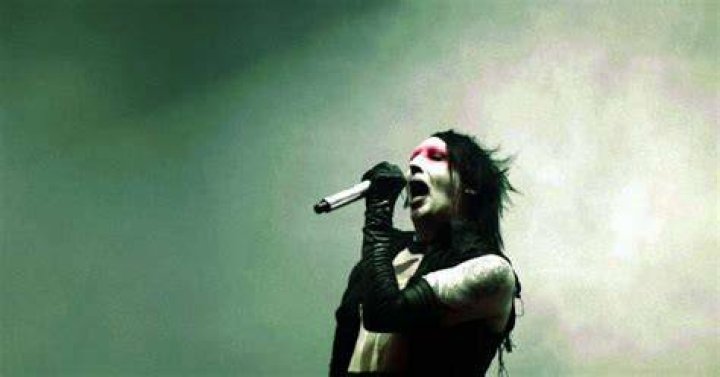 Marilyn Manson &eacute; acusado de abuso sexual e amea&ccedil;a em novo processo 29