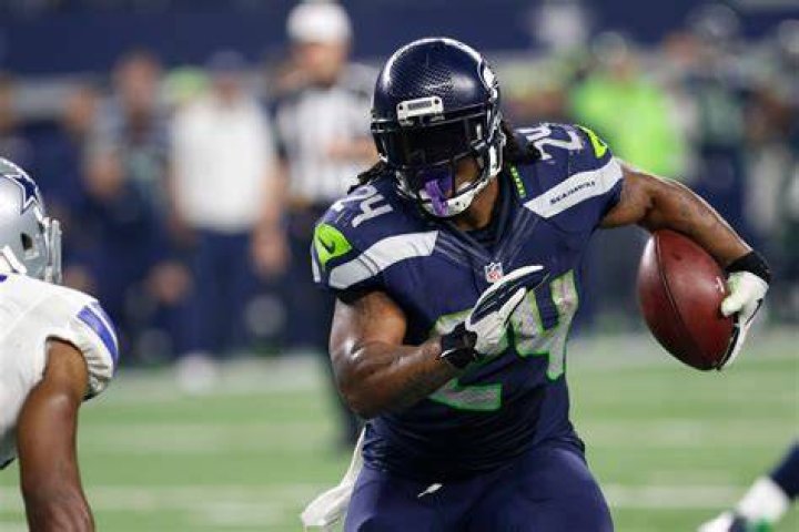 Marshawn Lynch / Marshawn Lynch Net Worth Celebrity Net Worth In 2004