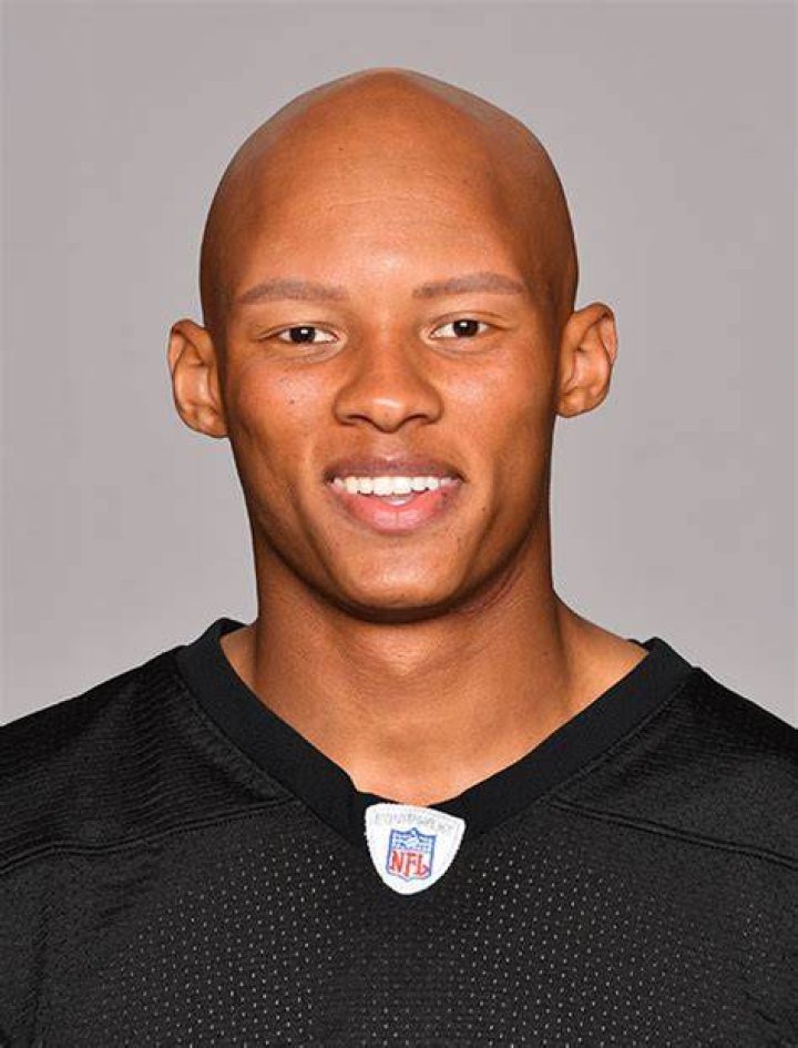 NFL Quarterback Joshua Dobbs Alopecia Shouldn&rsquo;t Stand in Your Way