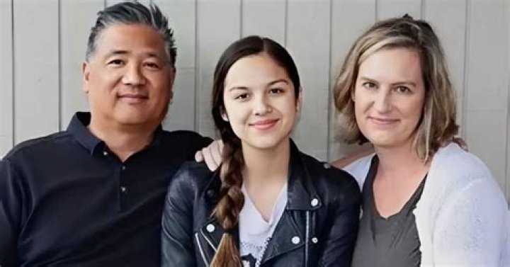 Olivia Rodrigo Parents Meet Ronald Rodrigo and Sophie Rodrigo