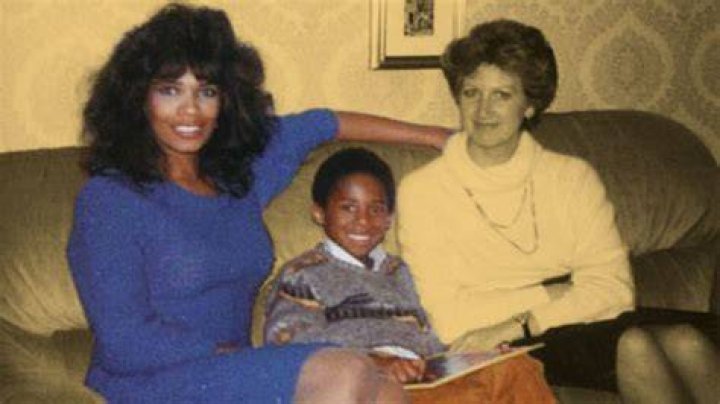 Pam Bryant Wiki, Age (Kobe Bryant's Mother) Biography, Family & Facts 3 Pam Bryant's son Kobe Bryant (former NBA star) and her grand-daughter Gianna Bryant died on January 26, 2020 in a helicopter crash