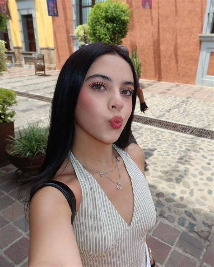 Pin de Luha Alejandra quiroz mendez en bia cast
