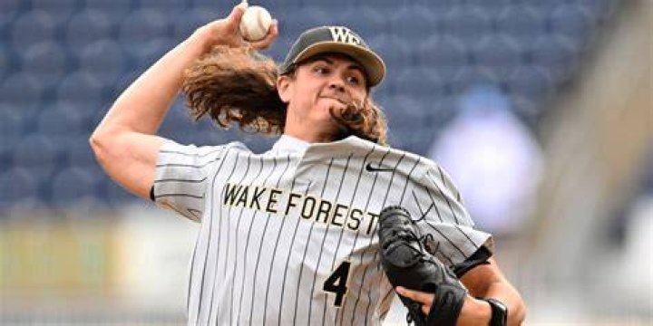 Rhett Lowder explains how he stays locked in, tunes out MLB Draft buzz