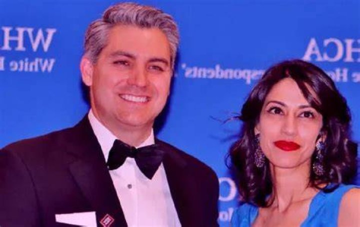 Sharon Mobley Stow, Jim Acosta's ExWife 5 Fast Facts
