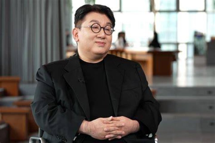Bang Si-Hyuk Aka Bang PD Death Cause, Wife And Wikipedia Bio Si-Hyuk
