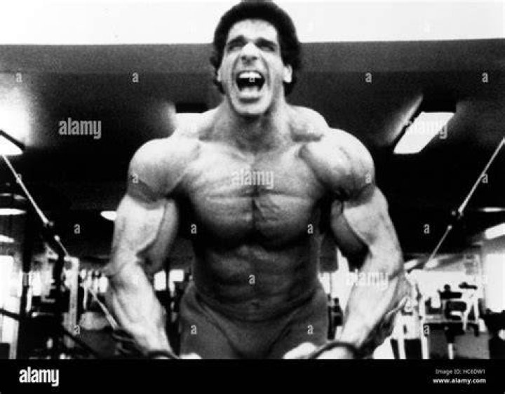 STAND TALL, Lou Ferrigno, 1997, &copy; Flex Co. Inc. / Courtesy Everett