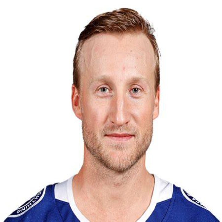 Steven Stamkos Biography Salary, Earnings, Net worth Married