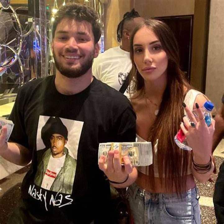 Twitch Streamer Adin Ross Sister Naomi Live Stream Video Surfaced