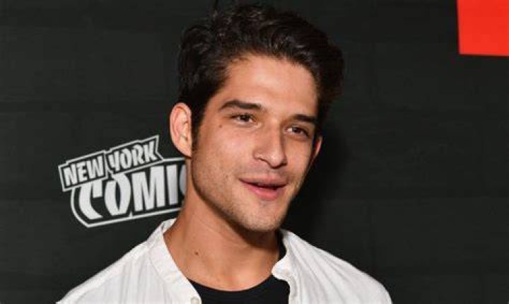 Tyler Posey Age, Net Worth, Wife, Family, Parents and Biography