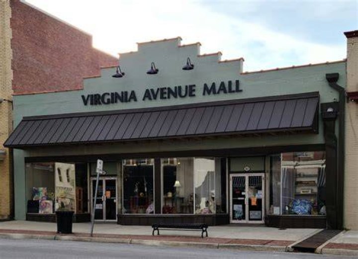 Uncovering Truths About The Bryson Avenue Mall Virginia Woman