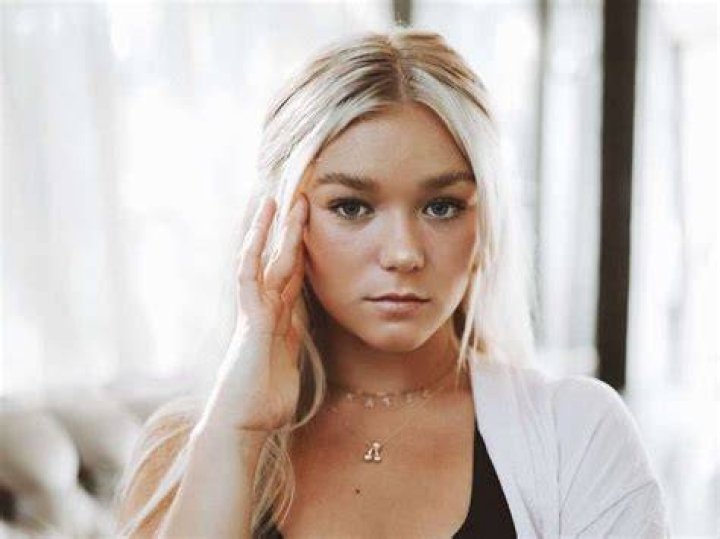 Who is Katie Sigmond? Biography, Age, Height, Net Worth, Tik Tok Star