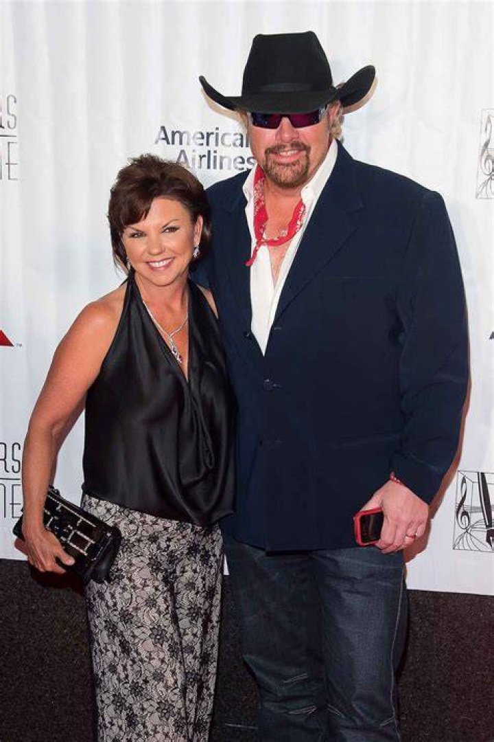 Who is Keith Lee’s wife, Ronni? The US Sun