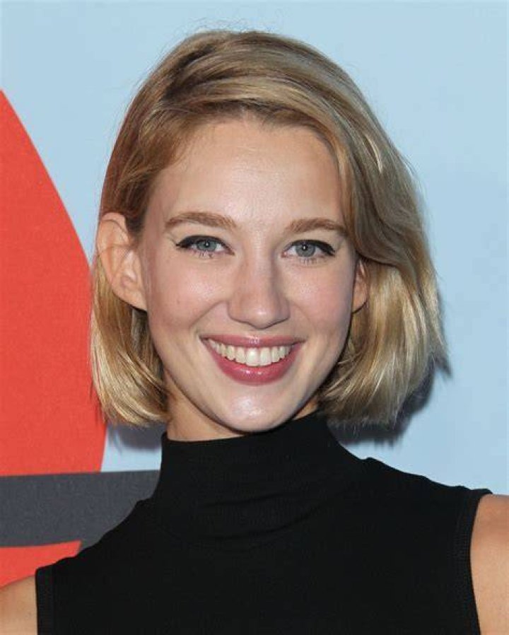 YAEL GROBGLAS at Kidding Premiere in Los Angeles 09/05/2018 HawtCelebs